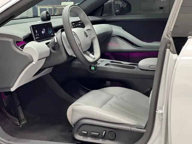 Nio ET5 Touring — Фото автомобиля 4