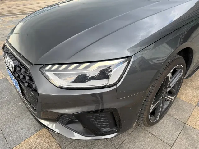 Audi A4L — Фото автомобиля 14