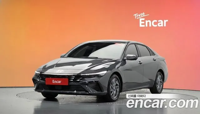 Фотография автомобиля — Hyundai Avante CN7