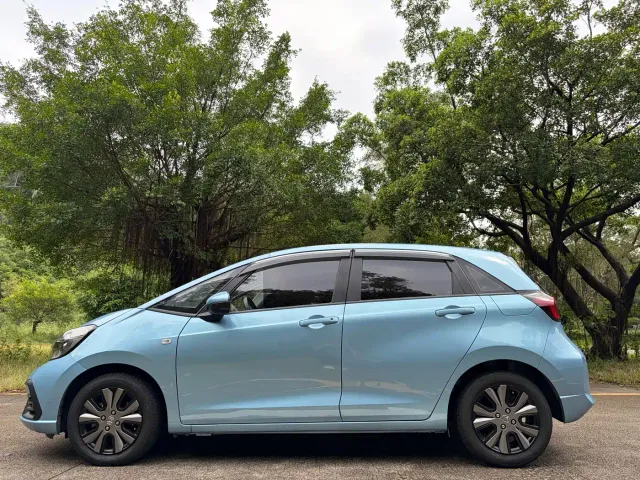 Honda Fit — Фото автомобиля 4