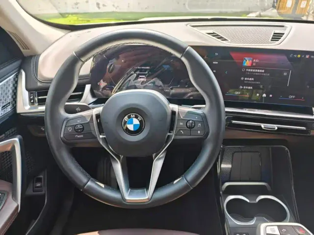 BMW X1 — Фото автомобиля 10