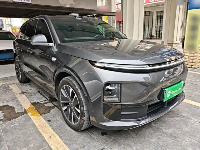 Li Auto L6 — Фото автомобиля 3