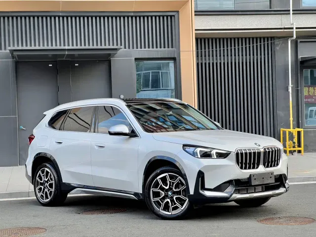 BMW X1 — Фото автомобиля 3