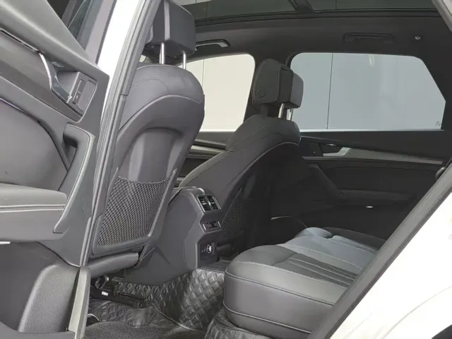 Audi Q5L — Фото автомобиля 7