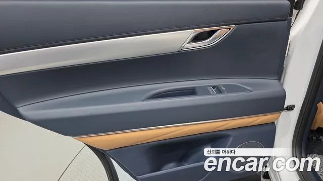 Genesis GV80 — Фото автомобиля 14