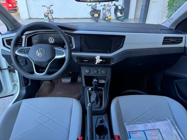 Volkswagen Lavida — Фото автомобиля 9