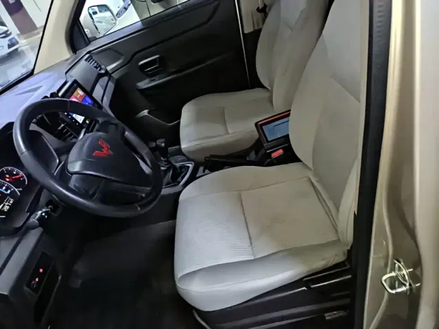 Wuling Motors Wuling Hongguang V 2021 1.5L Facelift Power Enjoy Edition LAR — Фото автомобиля 14