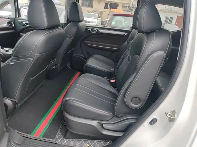 GAC Trumpchi M6 — Фото автомобиля 16