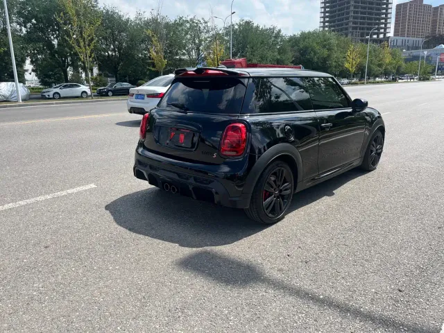 MINI Hatch — Фото автомобиля 20