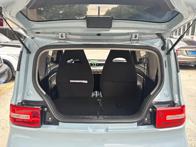 Wuling Motors Hongguang MINIEV 2020 Freedom Edition (LFP Battery) — Фото автомобиля 13