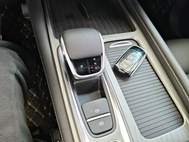 Chery Arrizo 8 — Фото автомобиля 13