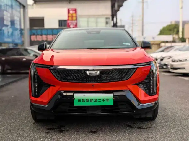 Cadillac Optiq — Фото автомобиля 2