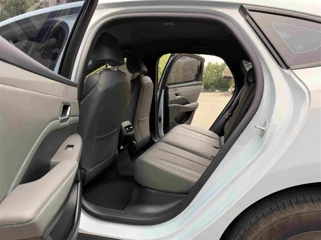 BYD Qin PLUS — Фото автомобиля 18