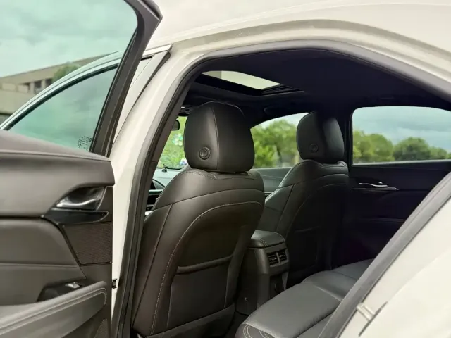 Cadillac CT4 — Фото автомобиля 6