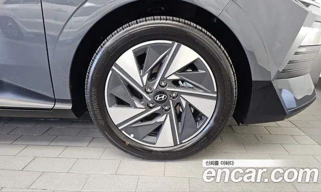 Hyundai Avante (CN8) — Фото автомобиля 6
