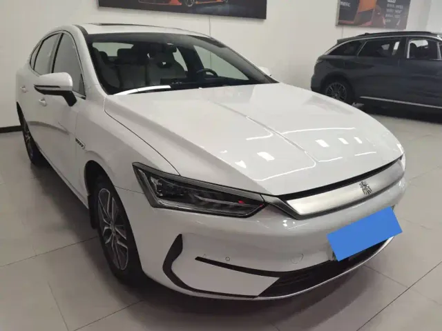 BYD Qin PLUS — Фото автомобиля 3