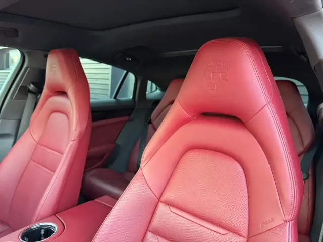 Porsche Panamera — Фото автомобиля 14
