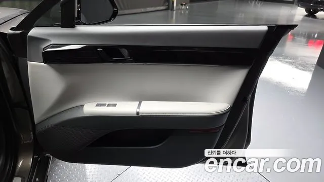 Hyundai Grandeur GN7 — Фото автомобиля 13