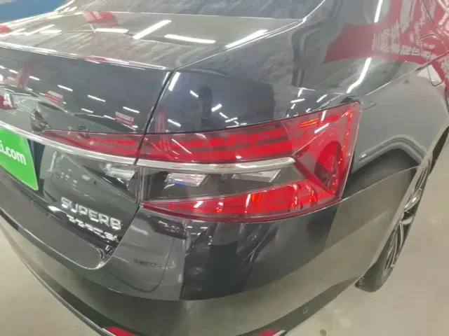 Skoda Superb — Фото автомобиля 7