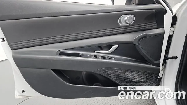 Hyundai Avante CN7 — Фото автомобиля 24