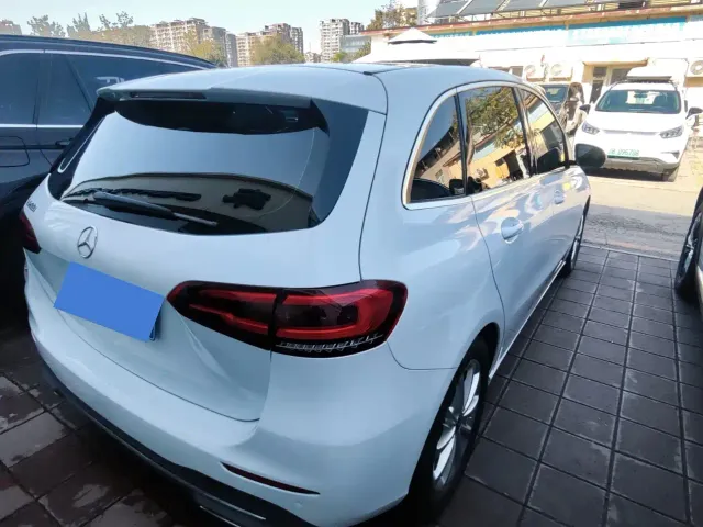 Mercedes-Benz B-Class — Фото автомобиля 5