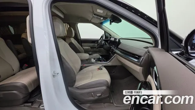 Kia Carnival 4th Gen — Фото автомобиля 15