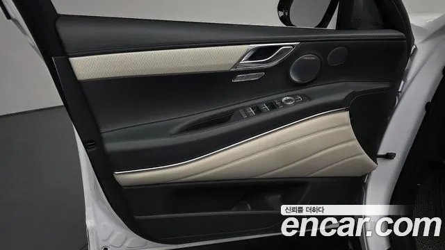 Genesis GV80 — Фото автомобиля 13