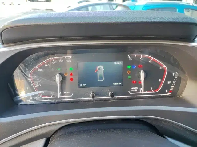 Maxus Xintu V80 — Фото автомобиля 11