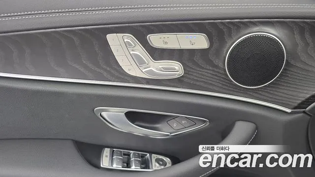 Mercedes-Benz E-Class W213 — Фото автомобиля 29