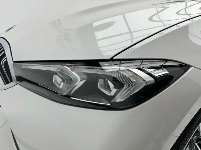 BMW 3 Series — Фото автомобиля 10