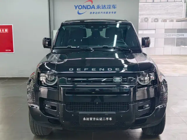 Land Rover Defender — Фото автомобиля 2