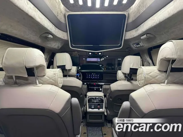 Kia Carnival Generation 4 — Фото автомобиля 18