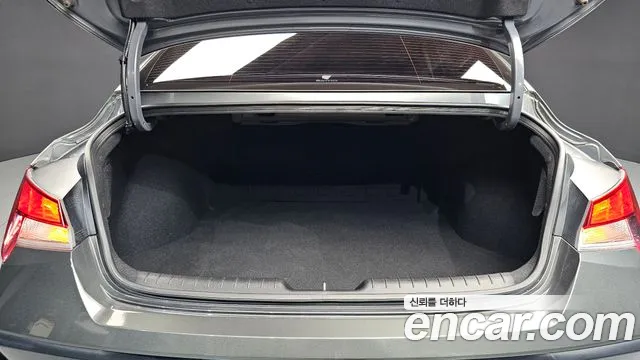 Hyundai Avante CN7 — Фото автомобиля 26