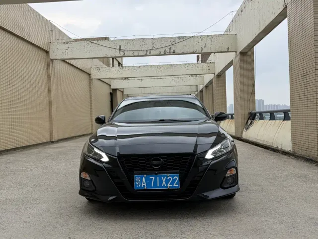 Nissan Teana — Фото автомобиля 2