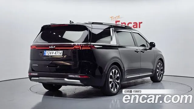 Kia Canival Carnival 4 поколение Дизель 7 мест Signature — Фото автомобиля 2