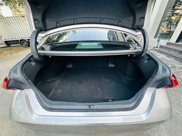 Toyota Avalon 2022 2.0L Luxury Edition — Фото автомобиля 14
