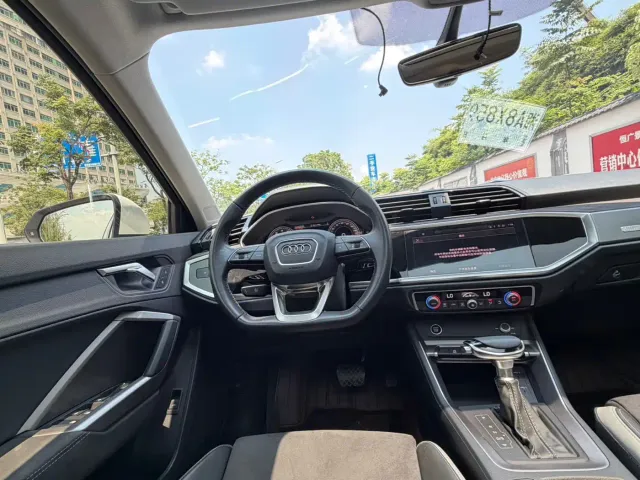 Audi Q3 — Фото автомобиля 15