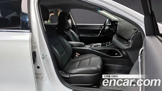 Hyundai Grandeur Новый Grandeur IG 3.0 LPi (Такси) — Фото автомобиля 10