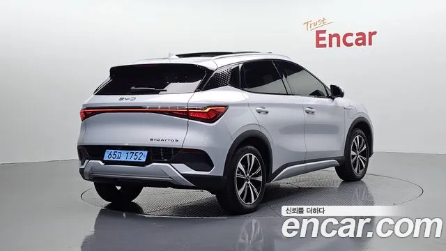 BYD Atto 3 — Фото автомобиля 2