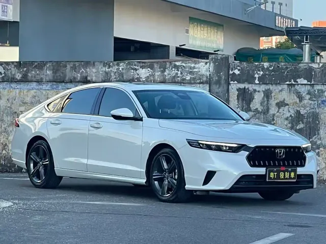 Honda Inspire — Фото автомобиля 3