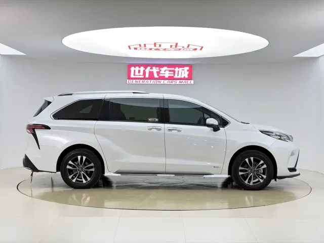 Toyota Granvia — Фото автомобиля 14