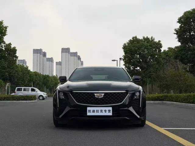 Cadillac CT5 — Фото автомобиля 2