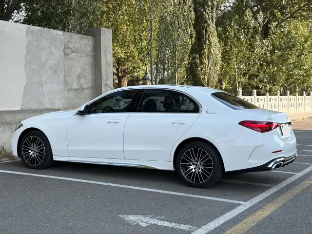 Mercedes-Benz C-Class — Фото автомобиля 26