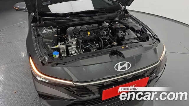 Hyundai Avante CN7 — Фото автомобиля 9