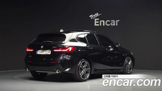 Фотография автомобиля — BMW 1 Series F40
