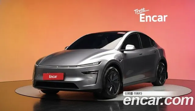 Фотография автомобиля — Tesla Model Y
