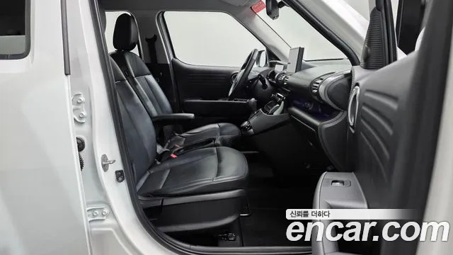 Hyundai Casper Casper Inspiration — Фото автомобиля 26
