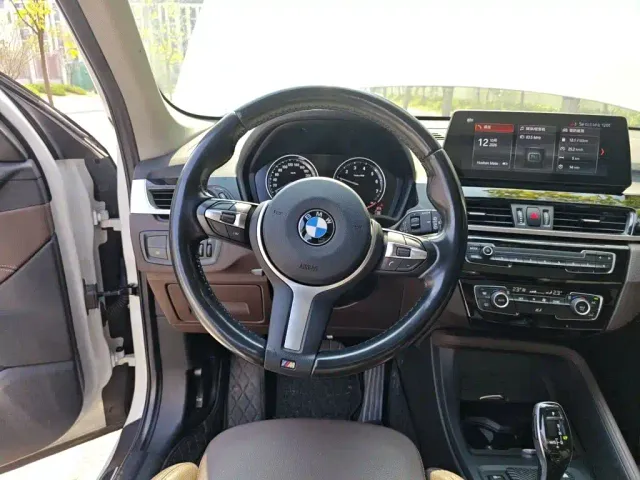 BMW X1 — Фото автомобиля 6
