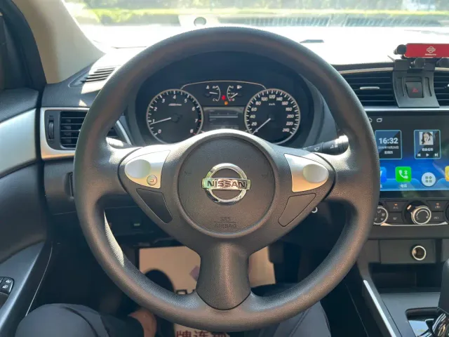 Nissan Sylphy — Фото автомобиля 12