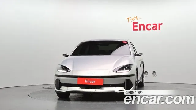 Hyundai Ioniq6 — Фото автомобиля 3
